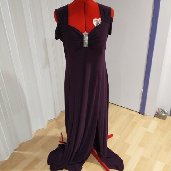 R & M Richards Full Length Dress in Deep Purple - Picture 2 of 8